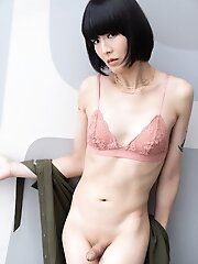 Hard Cock Japanese Ladyboy Yoko